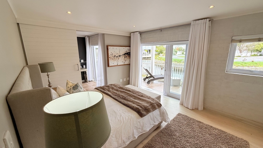 To Let 2 Bedroom Property for Rent in Thesen Islands Western Cape